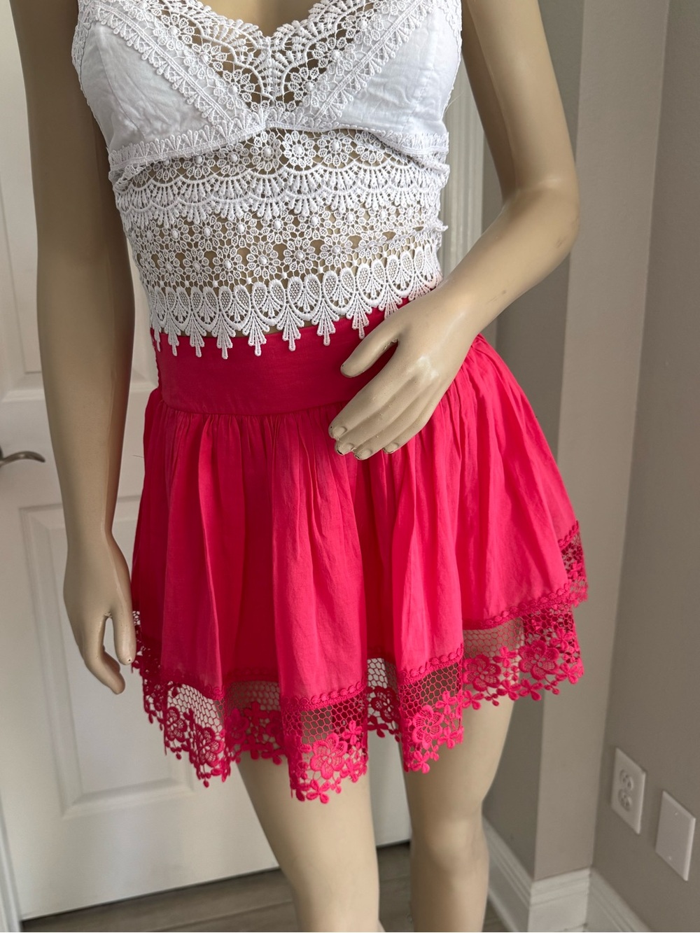 Charo Ruiz Pink Lace-Trim Mini Skirt EUC